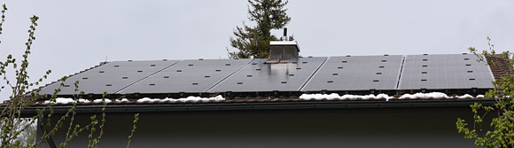 Reale Photovoltaik-/Solaranlage ALS24 (Hasle-Rüegsau, Emmental)